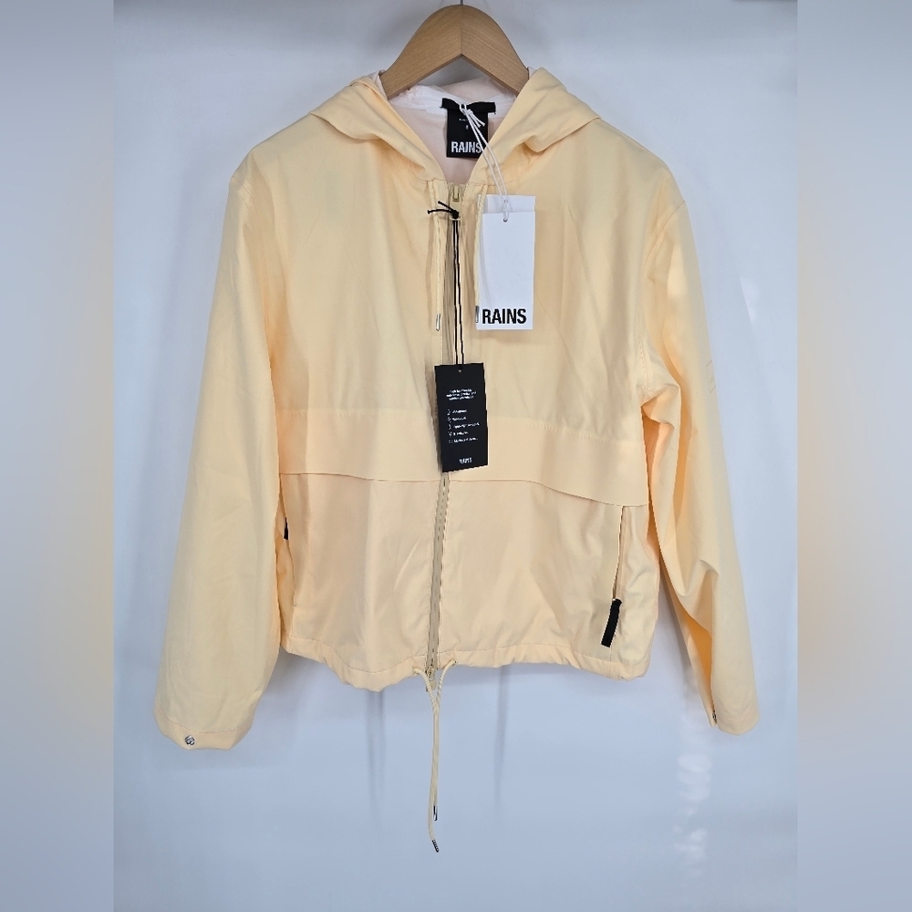 NWT! RAINS, Suva Hardshell Short String W Jacket, Gleam, Size Small, MSRP $259
